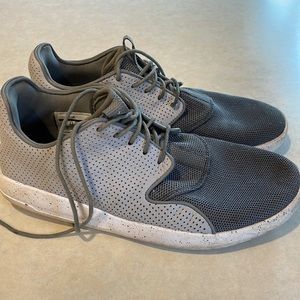 Men's Jordan Size 9 Athletic Tennis Shoes